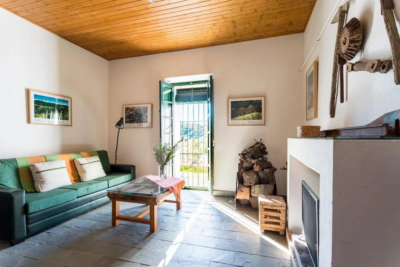 Casa Del Ingeniero , Alberca 4 Hab 8 Pers 3 Chimeneas Con Horno Guest House Puerto de la Laja 0*,  Spain