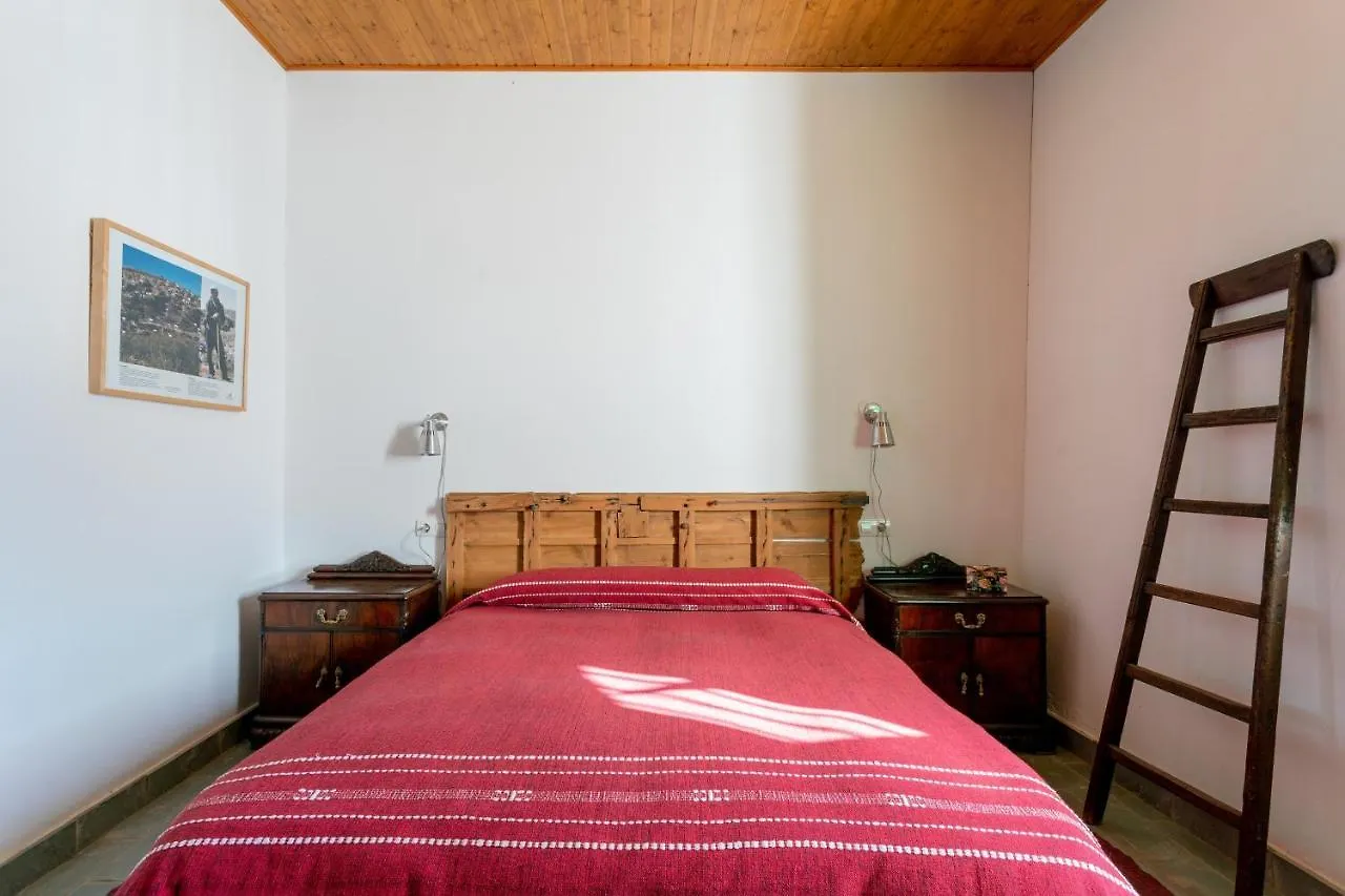 Country house Casa Del Ingeniero , Alberca 4 Hab 8 Pers 3 Chimeneas Con Horno Guest House Puerto de la Laja Spain