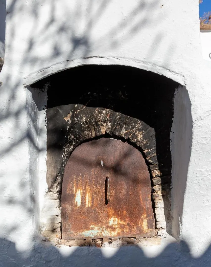Country house Casa Del Ingeniero , Alberca 4 Hab 8 Pers 3 Chimeneas Con Horno Guest House Puerto de la Laja Spain