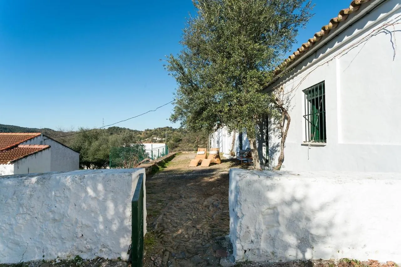 Country house Casa Del Ingeniero , Alberca 4 Hab 8 Pers 3 Chimeneas Con Horno Guest House Puerto de la Laja Spain