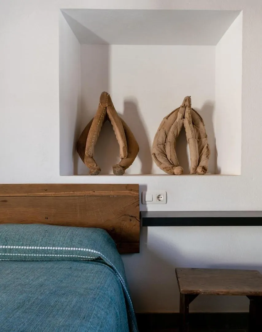 Country house Casa Del Ingeniero , Alberca 4 Hab 8 Pers 3 Chimeneas Con Horno Guest House Puerto de la Laja Spain